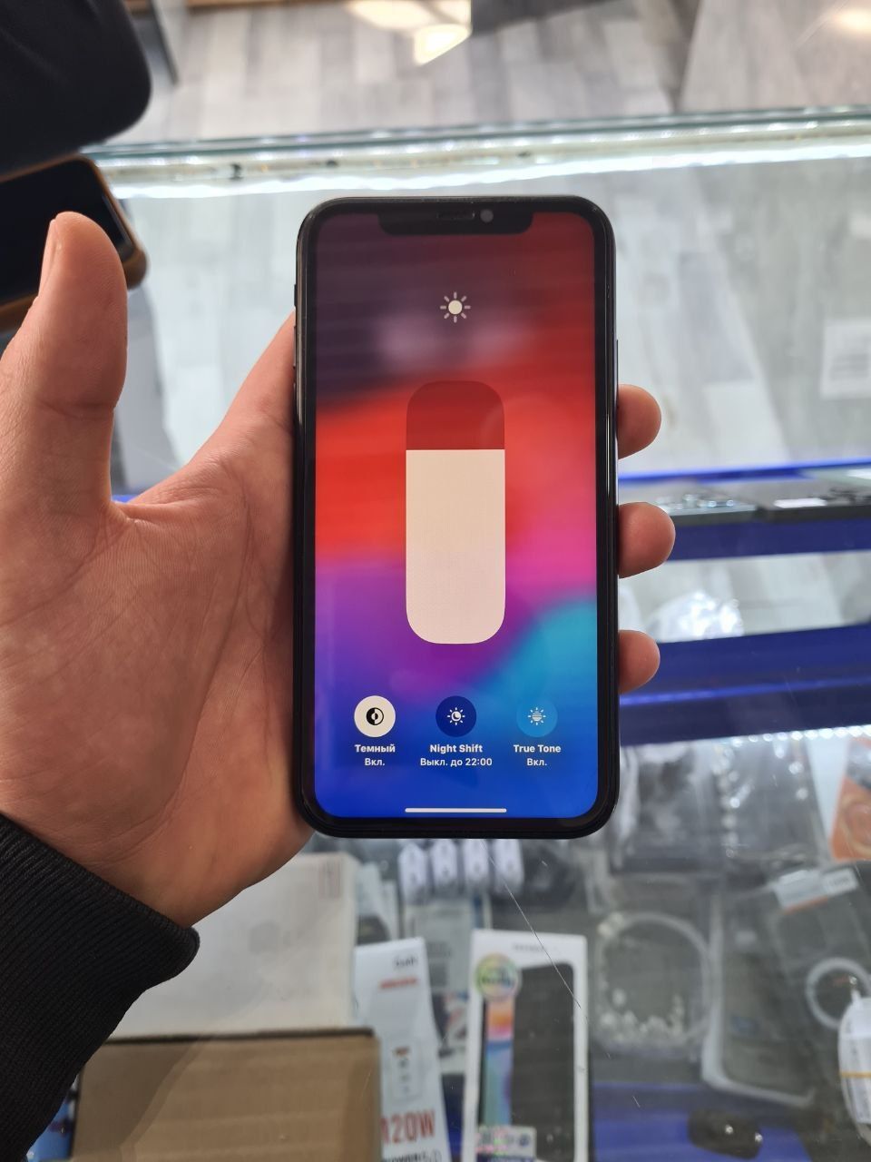 Iphone XR 64 gb holati zor