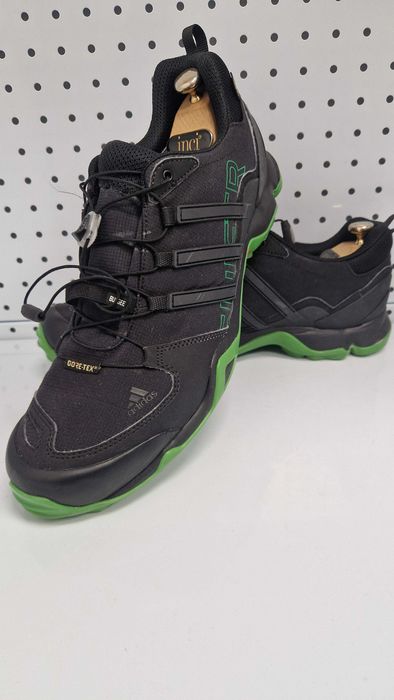Оригинални мъжки маратонки- Adidas Gore-Tex