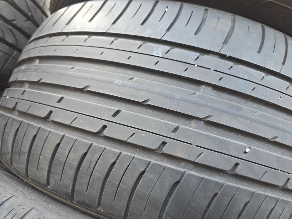 2бр Летни гуми 225 45 17 - Falken -