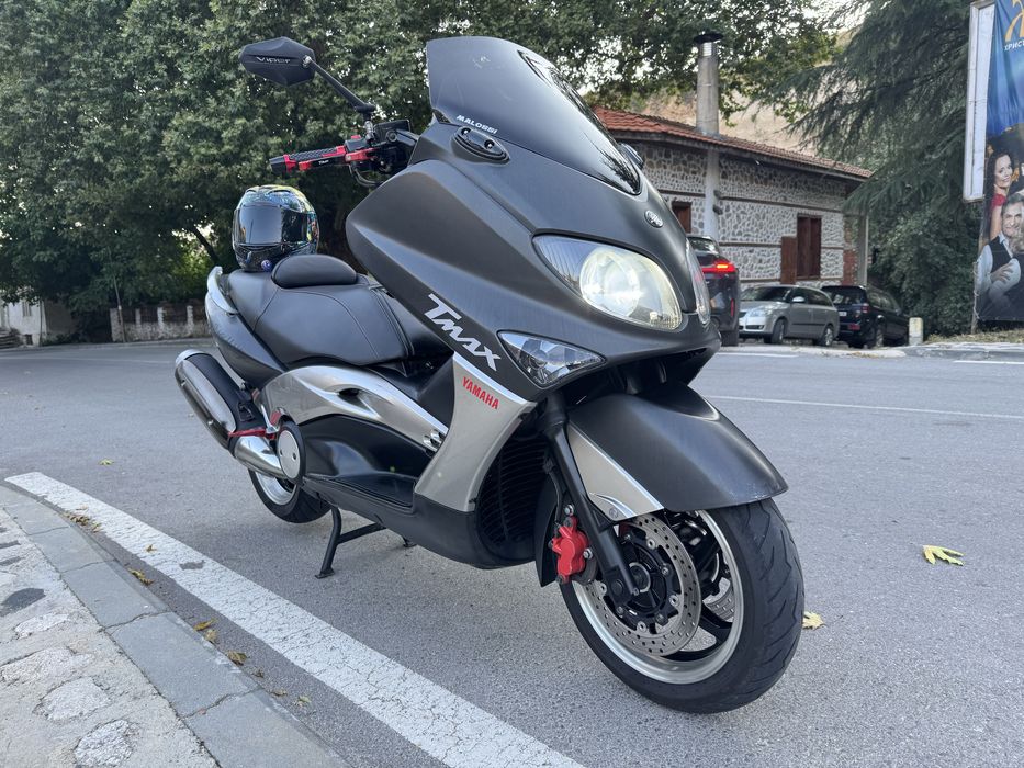 Yamaha T-max 500
