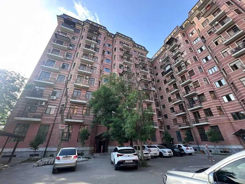 2-комнатная в Sofia Residence, 62 м², кирпич, этаж не мансарда!`