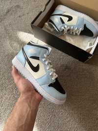 Air Jordan 1 Mid Ice Blue (unisex)