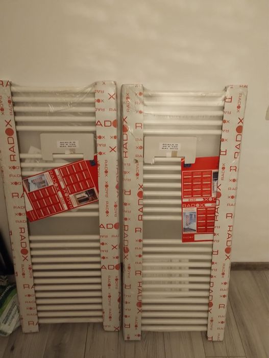 Vănd 2 calorifere. 300 lei bucata