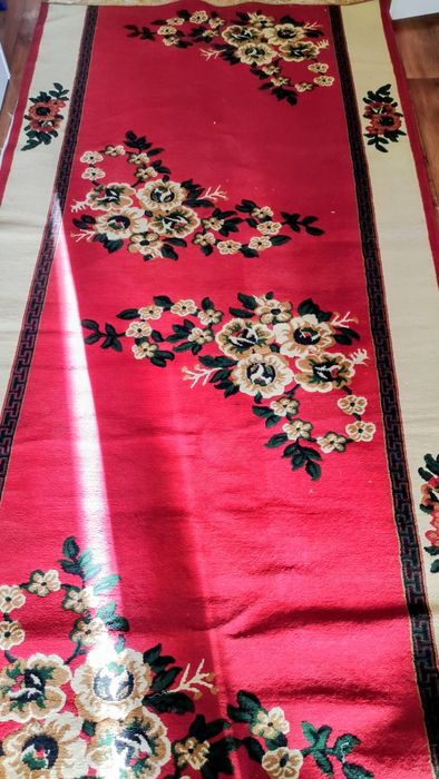 Ковер красный 3.3*1.5