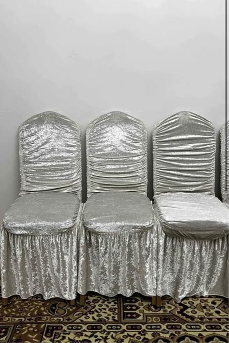 Срочно Продам стулья гостивой металлические