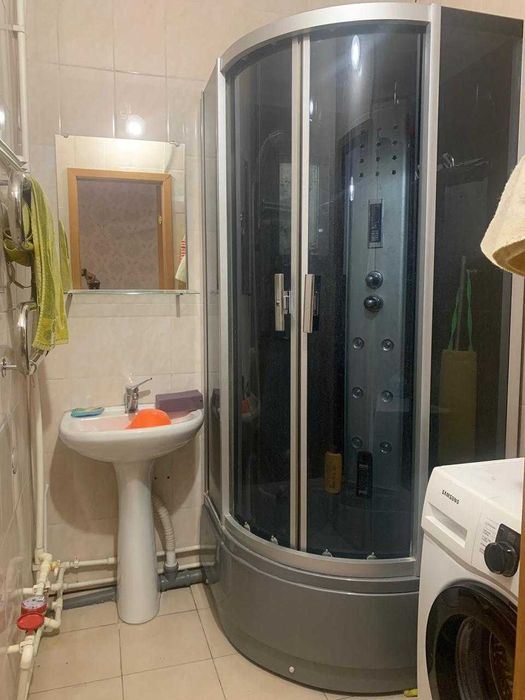 Продам 3-комн в 20 мкр