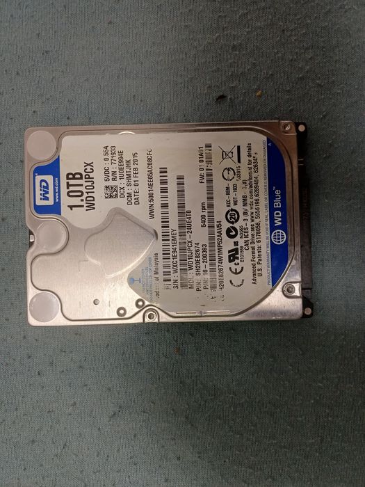 Hdd hard Laptop 1TB WD10JPCX, 5400, 8 MB, SATA 2
Este testat. Fars ero