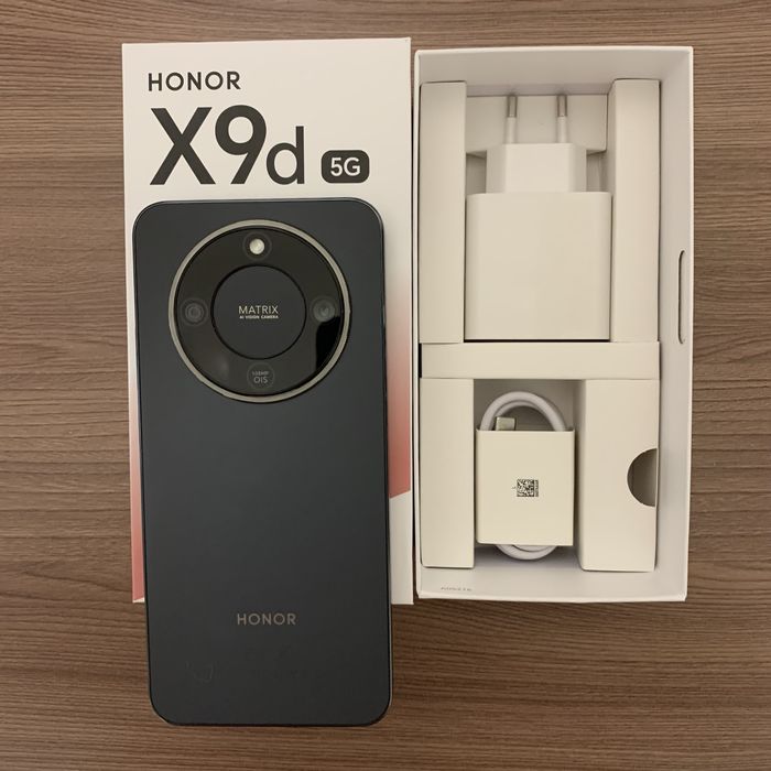Продам Honor X9d 8/256 g с гарантией.