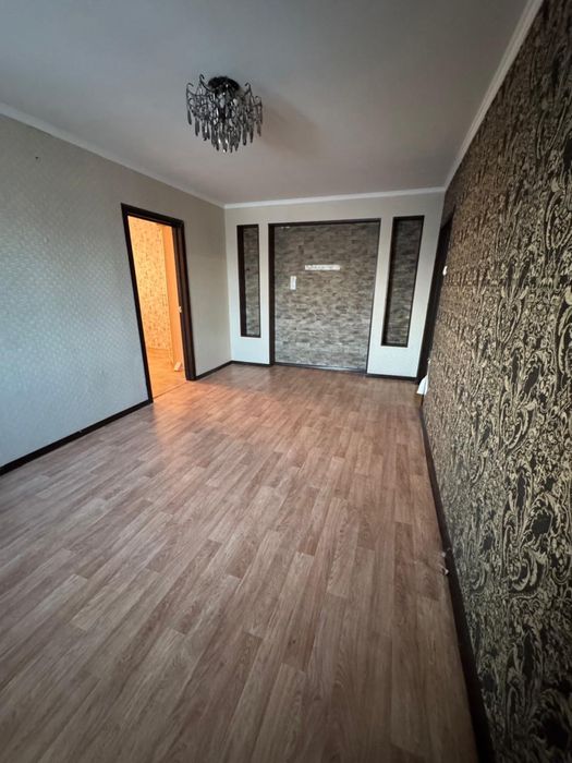 Продам 4х комнатную квартиру