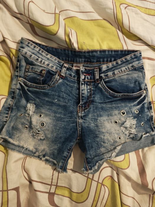 Къси гащи като за лятото !