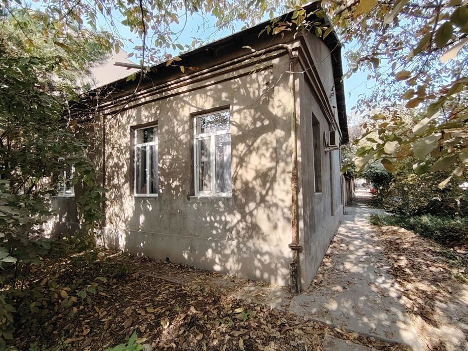 Продаётся дом (участок) Олмазарский район, махалля Куёш