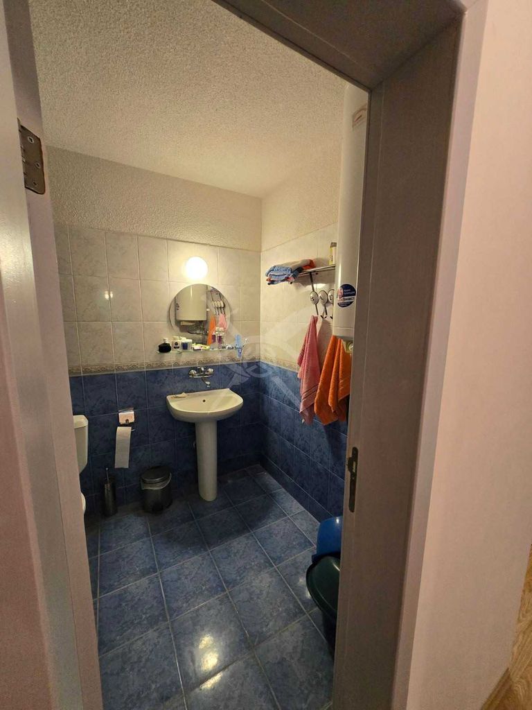 Продава се Двустаен апартамент в к.к. Слънчев бряг - 64 кв.м за 1172 €/кв.м - Снимка #6