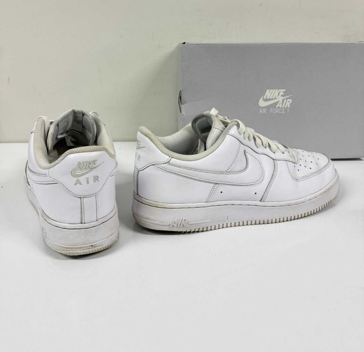 NIKE Air Force 1 07