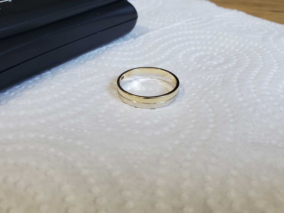 ПРОДАМ КОЛЬЦО (Заводской) ЗОЛОТО 583 пробы 4.02 Грамма / Размер 20.