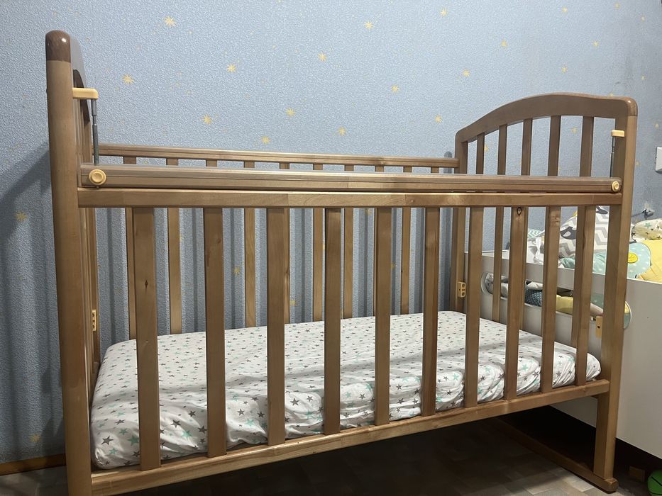 Детская кровать для новорожденных