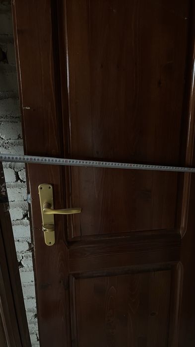 Инериорна дървена врата с каса