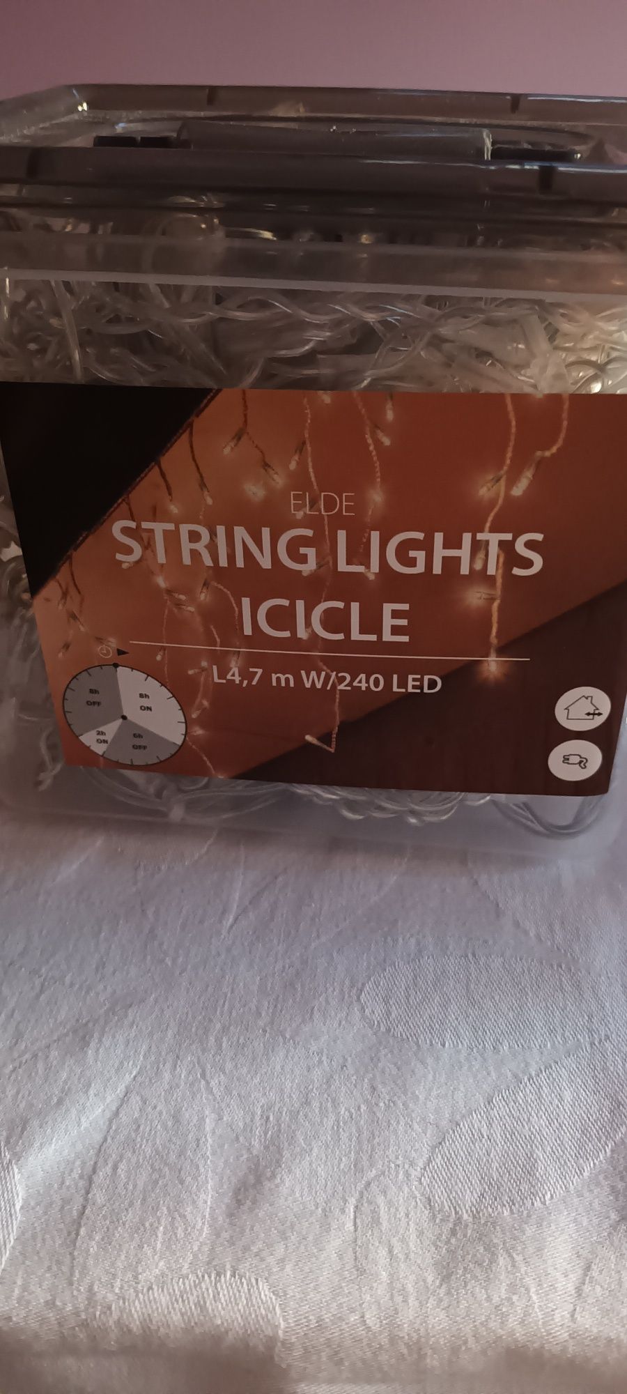 Чисто нова светлинна верига  с 240 LED.