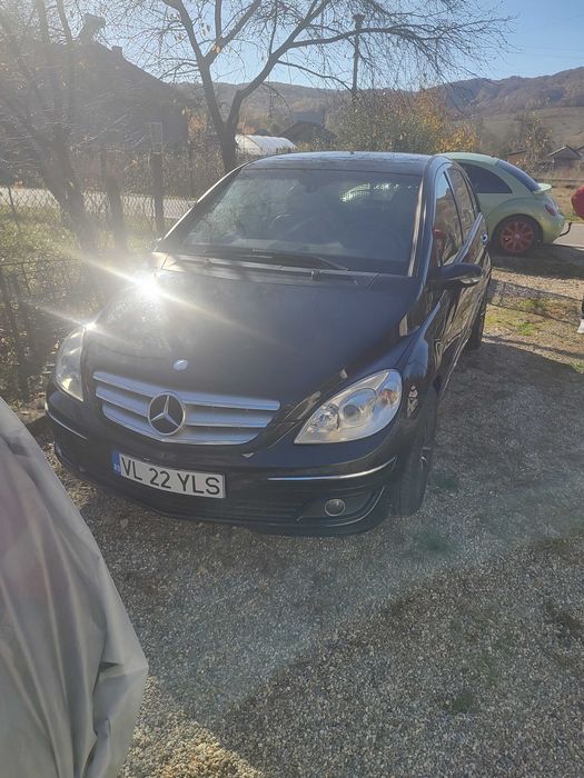 Mercedes Benz B170