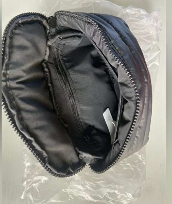 Borsetă Rare beauty by Selena Gomez puffy belt bag