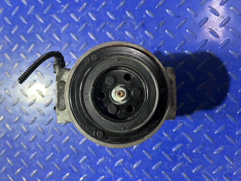 Compresor A/C BMW Sanden 6822848