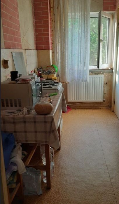 Proprietar, vând ap 2 camere, semidecomandat, Buzau, Traian Vuia,  1/4
