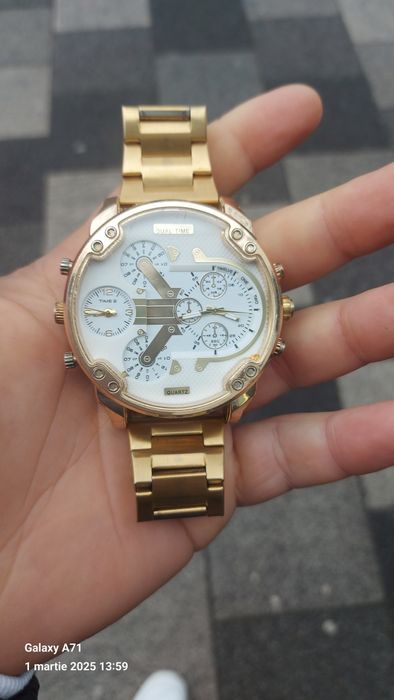 Vând ceas stainles Steel Back Japan