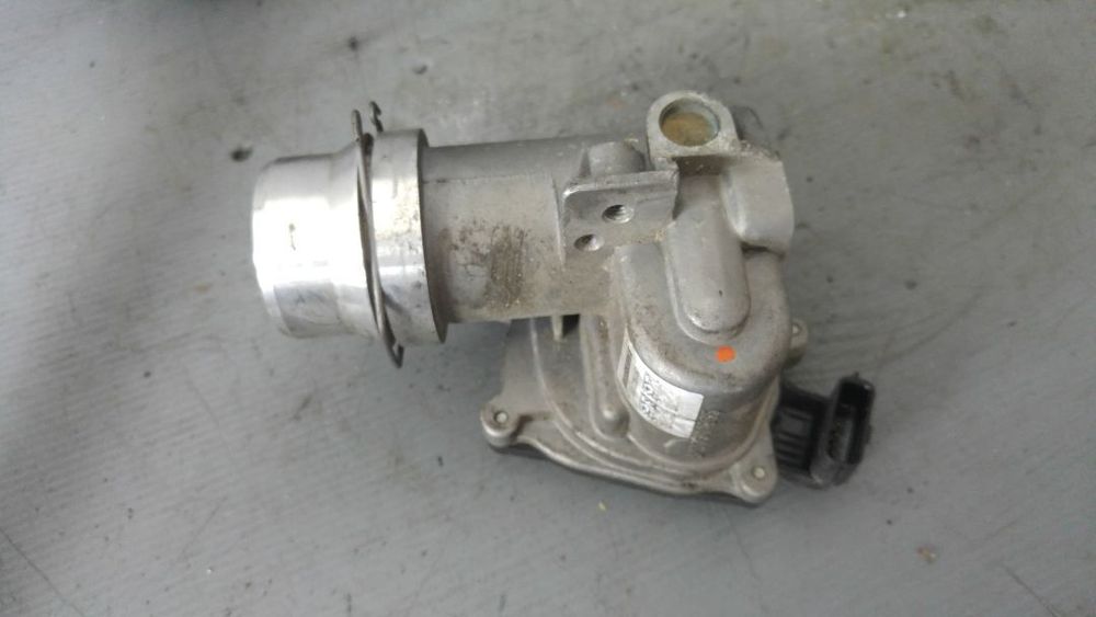 clapeta acceleratie 1.5 dci k9k renault clio 4 kangoo megane 3 laguna 3 dacia duster 8200614985