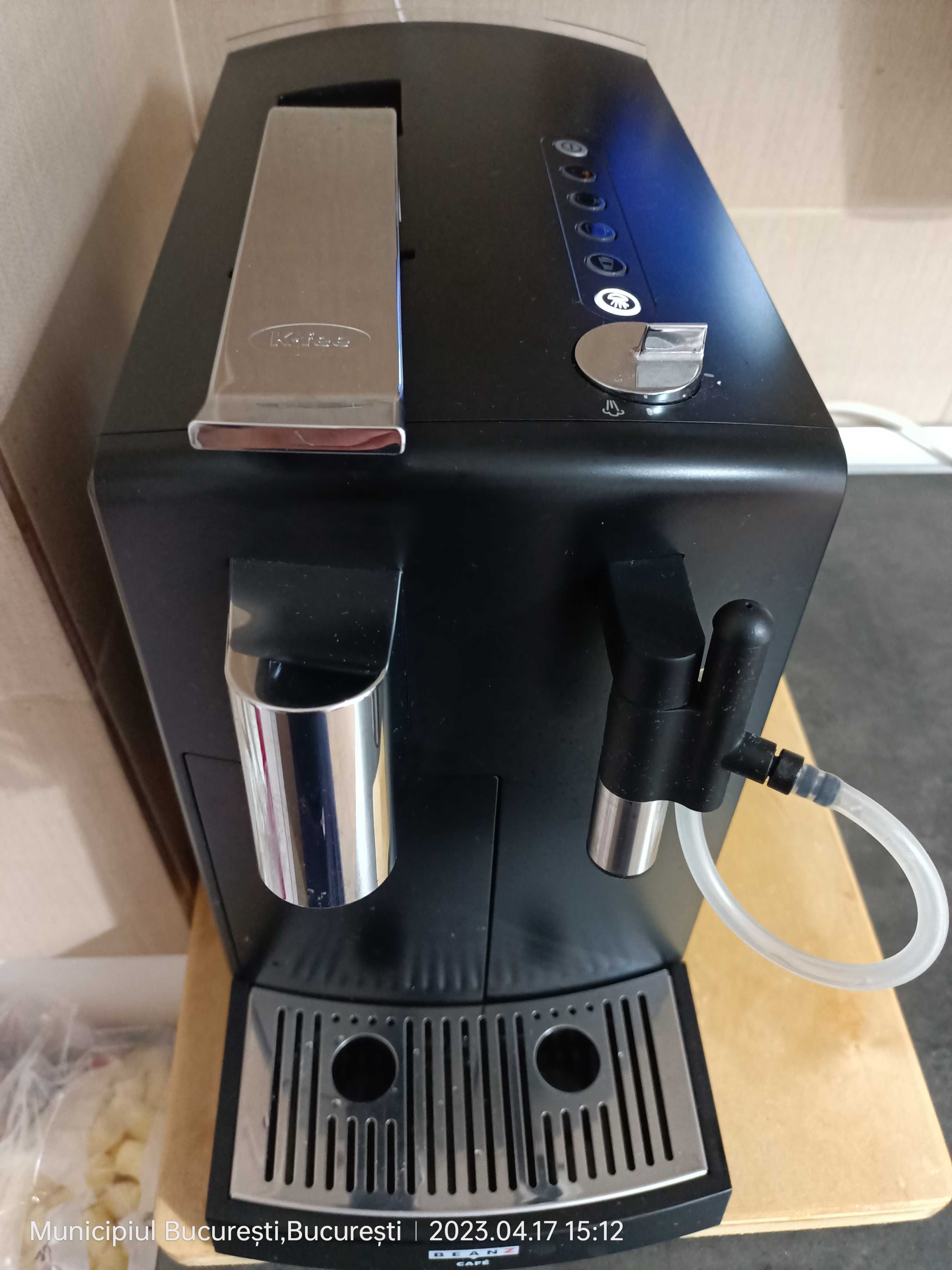 Espressor cu capsule BeanZ Café Lattensia 303649, 1455W, 1.2l, 19 bari