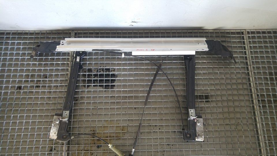 Macara geam dreapta fata mini cooper s r56 8820012c001898