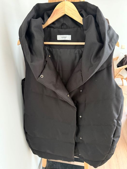 Яке без ръкави / елек Reserved