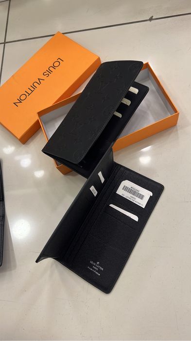 Portofel Louis Vuitton- poze reale 100% -calitate superioara