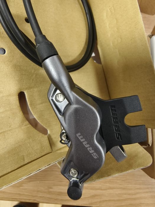 НОВИ Sram Level Bronze Stealth 4 Piston спирачки за велосипед 2023