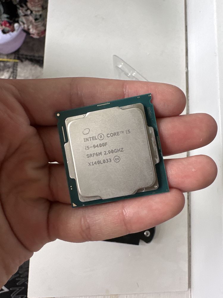 Продам Intel Core I5 9400F