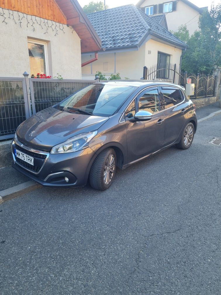 Vand Peugeot 208 diesel 2018