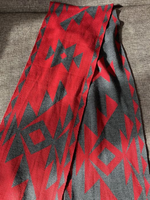 Шал с шевици от vezba.bg