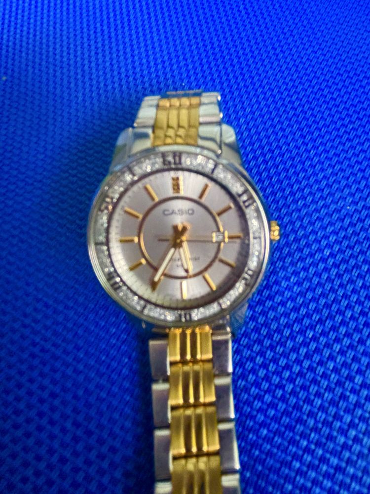 Casio Оригинален дамски часовник