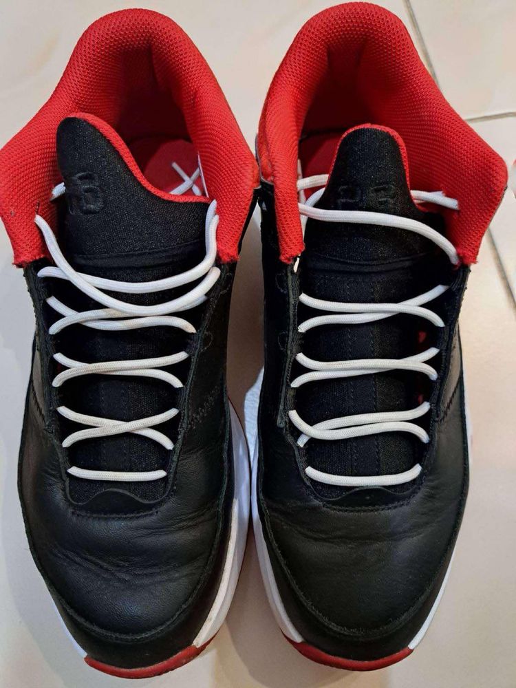 Nike Jordan aura 3