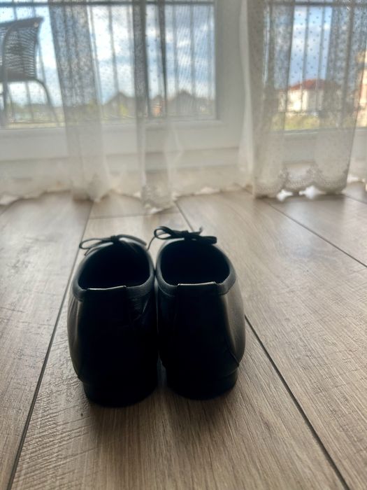 Balerini din piele de vânzare