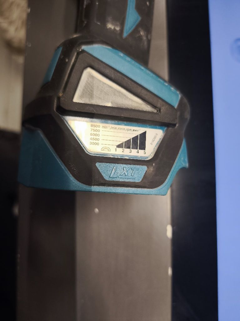 Акумулаторен ъглошлайф MAKITA DGA511