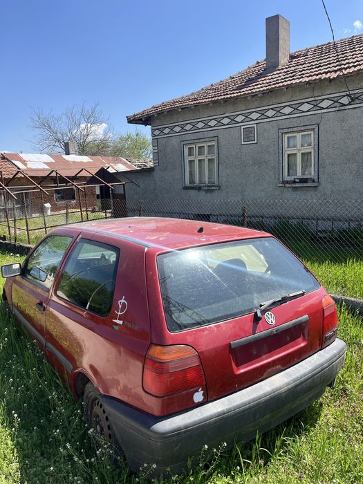 Vw голф 3 1,4 бензин с газ  на части всичко по 20 лв