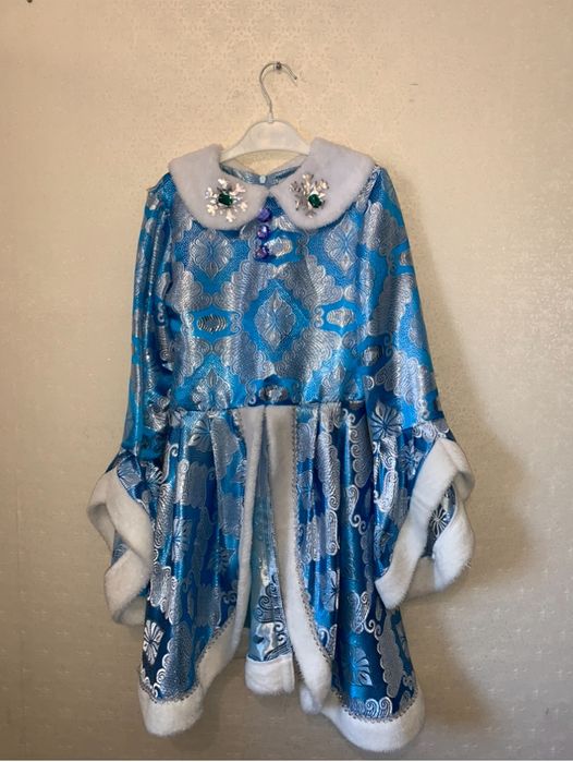 Новогодний костюм Снегурочки на 7-10- летний возраст