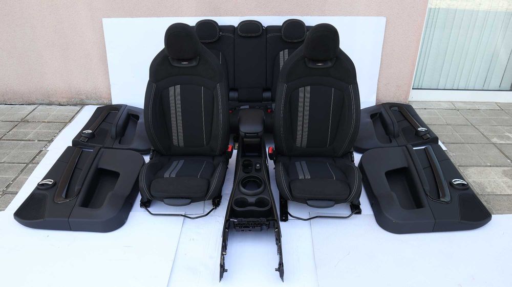 Салон Мини Купър Кънтримен Джон Купър след 2018 Countryman JCW