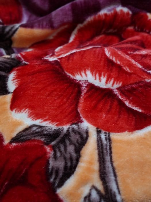 Одеял сотилади,двухсторонний