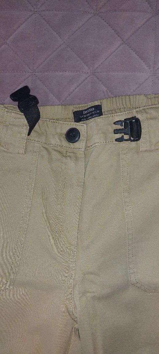 Pantaloni cargo femei Bershka