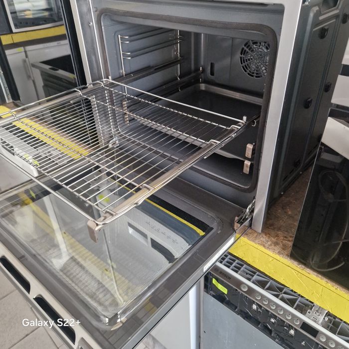 Комплект фурна и плот за вграждане SIEMENS Pyrolyse