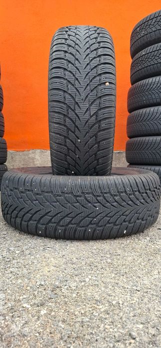 2бр. 215/65/16 Nokian 7.5mm грайфер, дот 21г. Безплатен монтаж