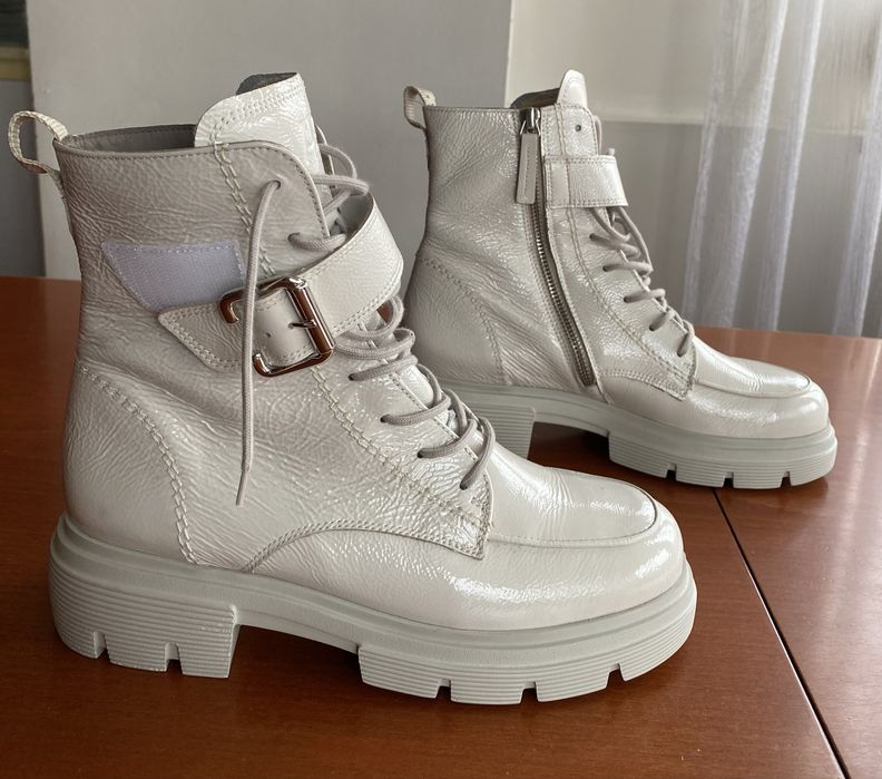 Дамски боти -paul green