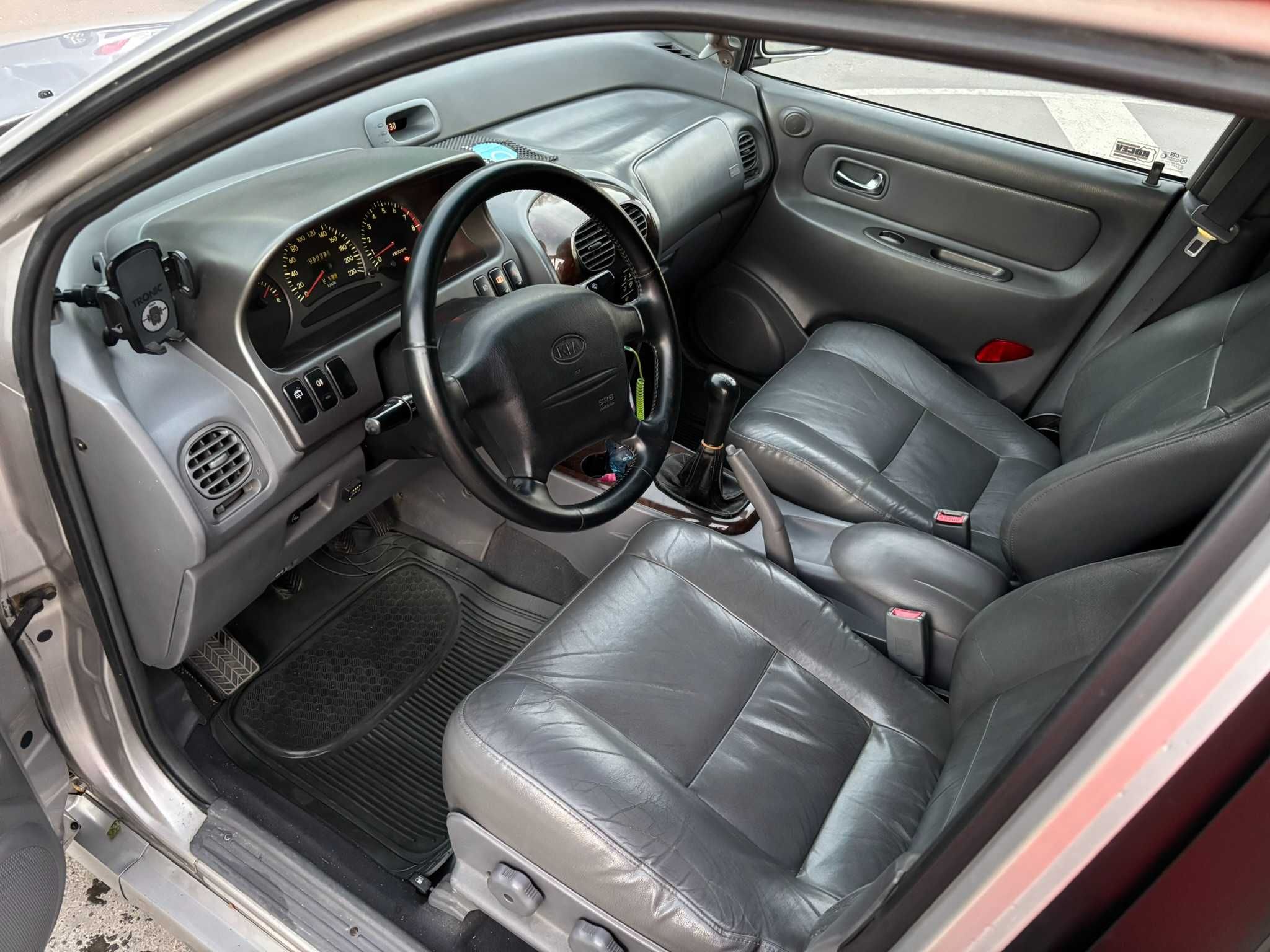 Kia Joice LS LPG