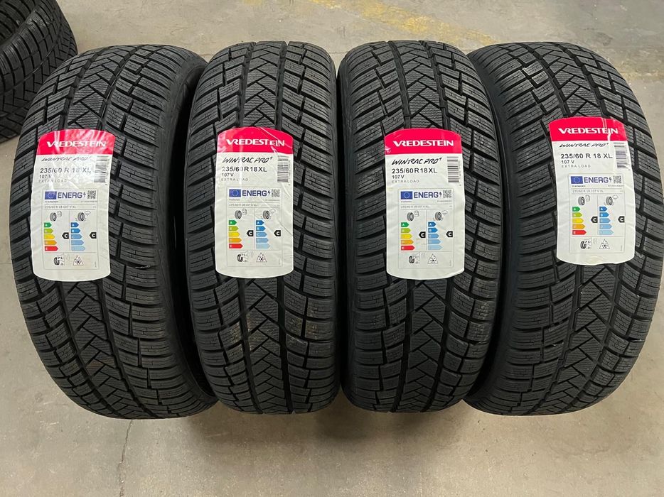 Vând 4 anvelope 235/60/18 vredestein de iarnă noi