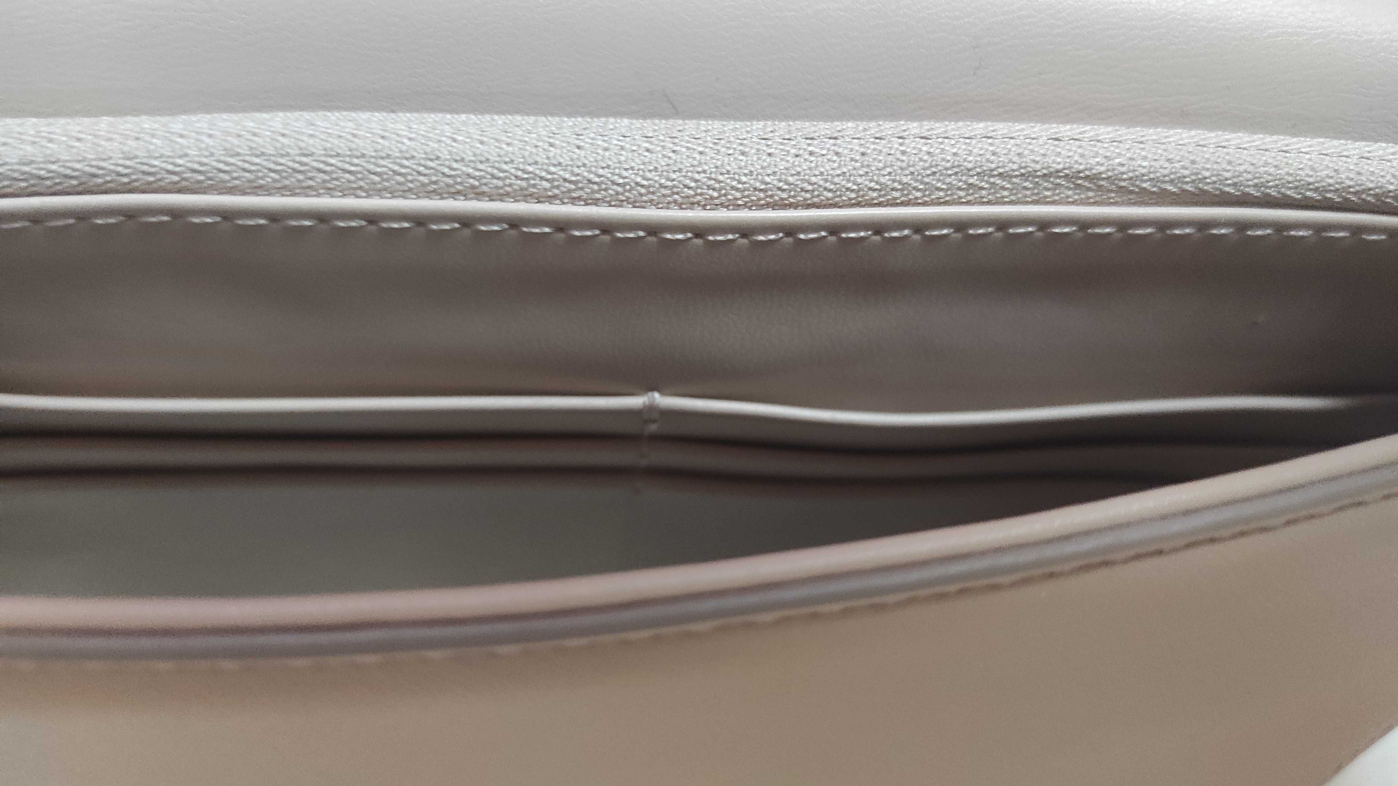Оригинална дамска чанта Calvin Klein